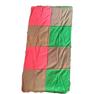 Bufanda de seda francesa vintage con diseño de bloques de colores en rosa verde y topo - Imagen 1 de 16