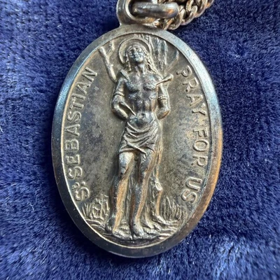 Cadena de plata esterlina 925 con medalla de San Cristóbal de San Sabastián de 18" 8,8 g - Imagen 1 de 4