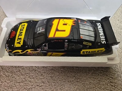 Elliott Sadler 19 Stanley Tools 2009 1/24 Lionel Nascar diecast 1/1118 COT Foto 1 de 4