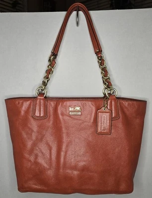 Coach-Madison Bolso de Mano de Cuero con Correa de Cadena Caqui Latón Bolso de Hombro Cartera Otoño Foto 1 de 4