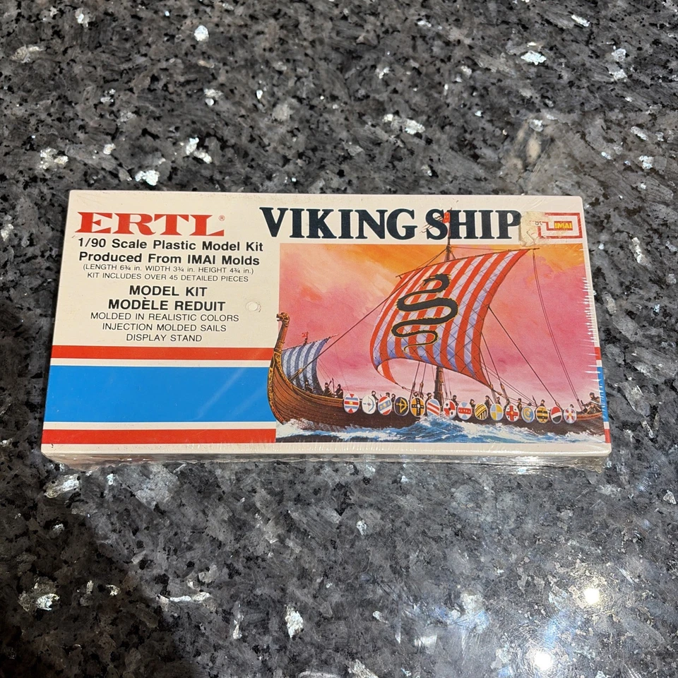 Kit Modelo Plástico Vintage ERTL IMAI Barco Vikingo Escala 1/90 Moldeado en Color 8081 Foto 1 de 4