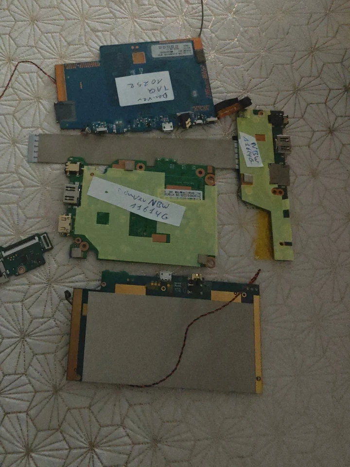 Denver Tab Nbw11614g Und TAQ10252 Ersatzteile Motherboard  - Bild 1 von 1