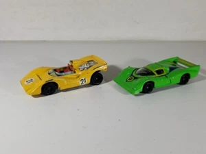 2 Tomica Race Cars Shiden 77 BMW 1/62 No.71 / Nissan R 1/59 No.22 Vintage Japan - Picture 1 of 11