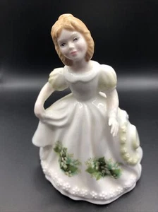 Royal Doulton Figurine Figure of the Month May HN3334, England - Picture 1 of 9