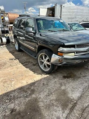 Used Front Right Door Assembly Front fits: 2004 Chevrolet Tahoe classic style cr - Image 1 of 4