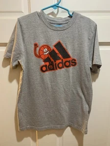 Boys Adidas Basketball Graphic Tee size 7 Excellent Used Condition - Picture 1 of 3
