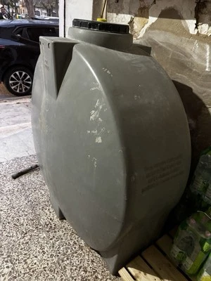 Serbatoio Acqua Cisterna in Polietilene Passaporte Giurgola 1000 Litri PLTO10 - Immagine 1 di 2
