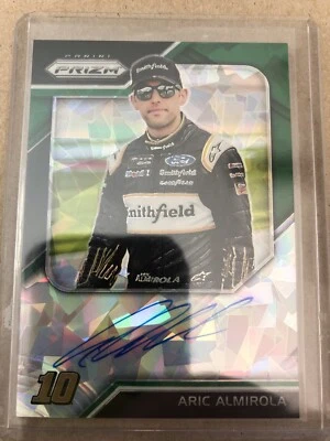 2018 Prizm Racing Aric Almirola Driver Signatures Green Cracked Ice Auto 13/99 - Image 1 of 2