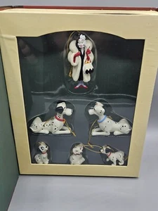 Disney Storybook 101 Dalmatians  Set Of 6 Christmas Ornaments  Collection - Picture 1 of 6