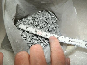 500 pack 10-16 x 1/2"  #3 TEKS screws HWH Self Drill Screws unused - Picture 1 of 5