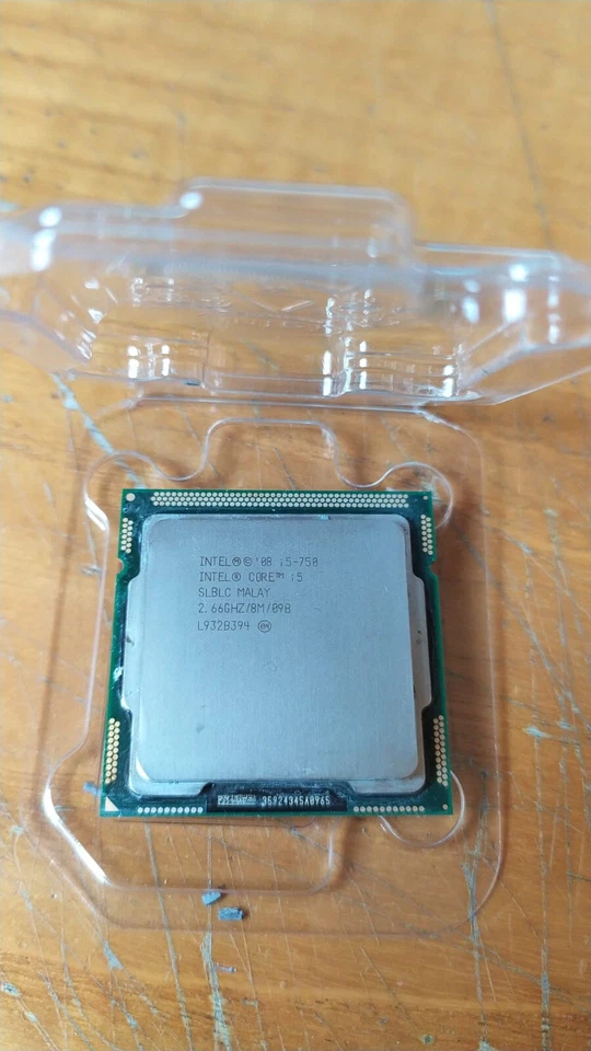 CPU CORE i5-750 2.66 GHZ SLBLC QUAD CORE X4 SOCKET 1156 LGA PROCESSORE USATO - Immagine 1 di 1