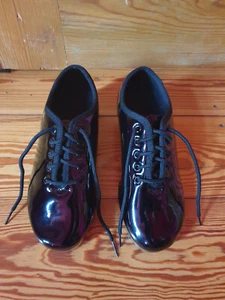 Steppschuhe, schwarz, Lack, Leder, Größe 35, NEUWERTIG! - Bild 1 von 2