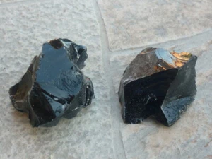 cristalloterapia OSSIDIANA NERA GREZZA A++ mineralogia roccia naturale minerale - Foto 1 di 4