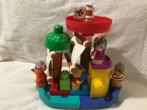 Mega Bloks Winnie the Pooh Pirate Ship including Figures - Picture 1 of 4