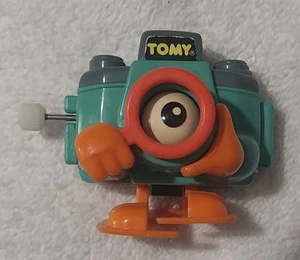 Vintage 1982 - Tomy Roving Eyes No. 2531 Wind Up Toy Camera - Picture 1 of 4
