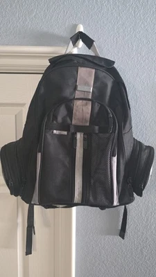  Osiris G bag - Skateboard backpack with speakers [Read Description] - Image 1 of 4