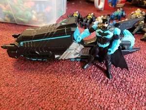 DC Comics Batman Moto-Tank Vehicle Batman with Batman - Picture 1 of 3