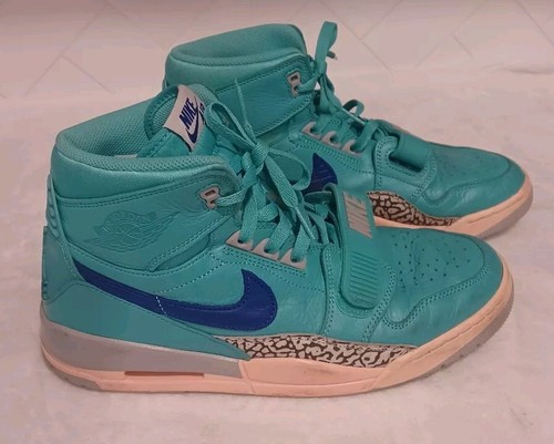 Nike Air Taglia 10.5 HiTop Jordan Legacy312 HyperJade (alcuni lacci caviglia vicini vedi foto)