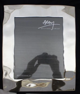 Marco de fotos reflectante Michael Aram de 8 pulgadas x 10 pulgadas Foto 1 de 3