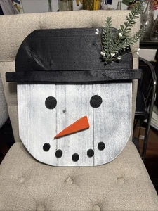 Handmade wooden Snowman made out of rough cut wooden planks - Picture 1 of 2