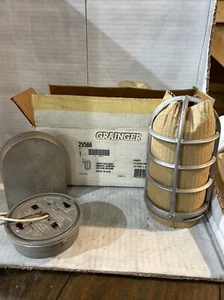 GRAINGER 2V566 / 2V566, 100 Watt Wall Mount (NP3) - Picture 1 of 8
