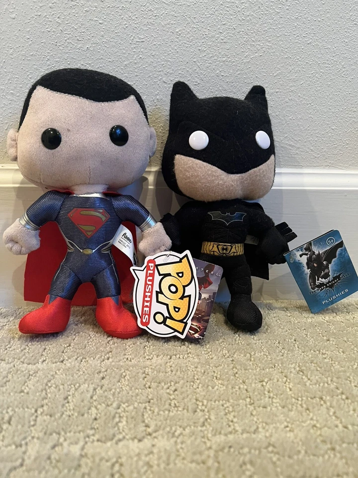 Peluches Funko Pop Superman Hombre de Acero Batman Caballero Oscuro Asciende Nuevos Con Etiquetas Foto 1 de 4