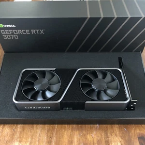 NVIDIA GeForce RTX 3070 Founders Edition 8Go GDDR6 Carte Graphique - Photo 1/2