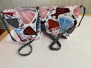 MUTTER UND TOCHTER, MAMA UND ICH HANDTASCHE HANDTASCHE BEUTELTASCHE ** KLEIDER & HIGH HEELS - Bild 1 von 6