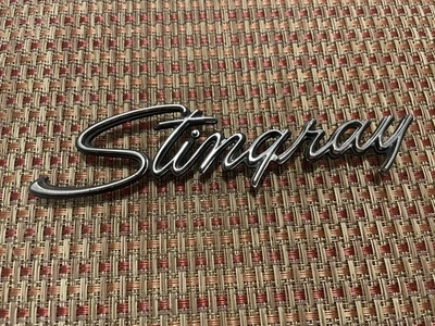 1969 - 1973 CHEVROLET Corvette Stingray Emblem Badge Ornament (ON-25-268) - Image 1 of 4