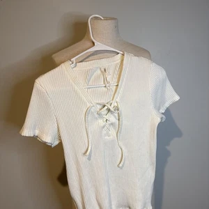 Anthropologies Ribbed Lace-Up V-Neck Tee White Size Medium - Picture 1 of 2