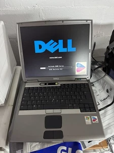 Dell Latitude D600 Pentium M 1.60GHz 1.25GB RAM - Foto 1 di 3