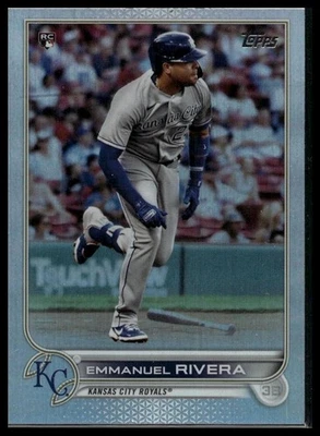 2022 Topps #18 Emmanuel Rivera Rainbow Foil RC - Image 1 of 2