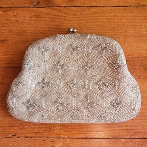 Vintage 1950's Beaded Handbag Silver Tone Kiss Lock Hinged Frame Clutch - Picture 1 of 15