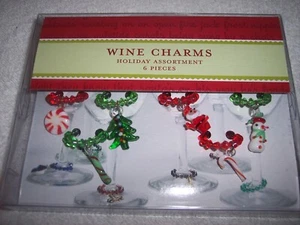 Holiday Assorted Set of 6 Beaded and Glass Christmas Wine Charms NEW - Imagen 1 de 6