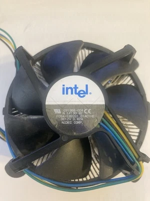 Genuine Intel LGA775 Aluminum Heat Sink and Fan (with 4 new locking pins) - Image 1 of 3