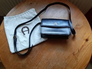 Aigner Handtasche Leder schwarz - Bild 1 von 2
