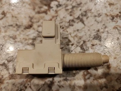 Interruptor de luz de freno de faro GM 25529862 Pontiac 1987-88 1987 Corvette (Y) NOS Foto 1 de 4