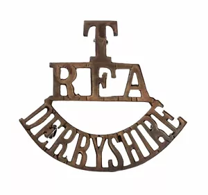 T R.F.A Derbyshire Shoulder Title Brass Metal - Picture 1 of 1