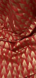 Red Gold Christmas Tree 100% Cotton Fabric 45'' PRICE PER METER - Picture 1 of 2