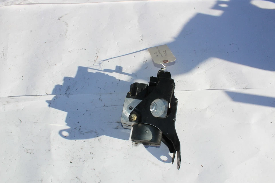 2002-2003 SUBARU IMPREZA WRX ABS BRAKE PUMP X2312 - Image 1 of 4