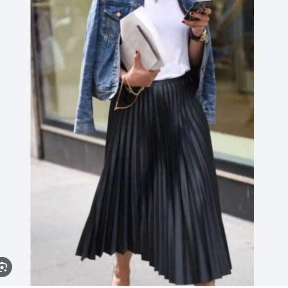 Maxi Falda Zara Plisada Efecto Satén Negra Midi Maxi Elástica Pull On 9878/052 L Foto 1 de 4