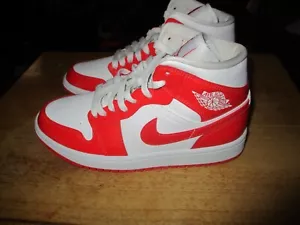 Air Jordan 1 Mid W Größe 6 Syracuse Habanero Red BQ6472-116 - Bild 1 von 6