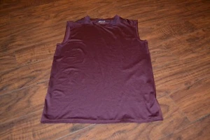 A16- BCG Maroon Sleeveless Fitted Top Size M - Photo 1/2