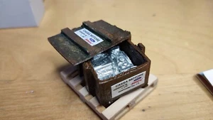 1/43 CASSA LEGNO MOTORE FORD ESCORT MOTORSPORT COSWORTH CON PEDANA LEGNO - Foto 1 di 2