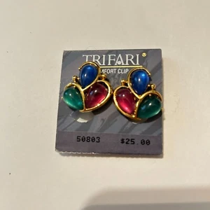 Vtg TRIFARI TM Gold Tone Gripoix Cabochon Mogul 80s Clip On Earrings Colorful - Picture 1 of 4