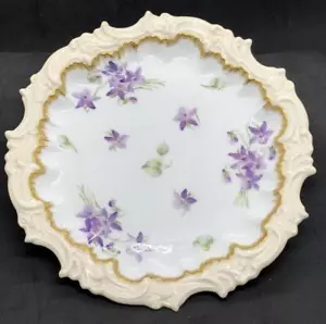 5 Limoges T&V France Souvenir Violets Luncheon Plates Gilded Vintage Porcelain - Picture 1 of 1