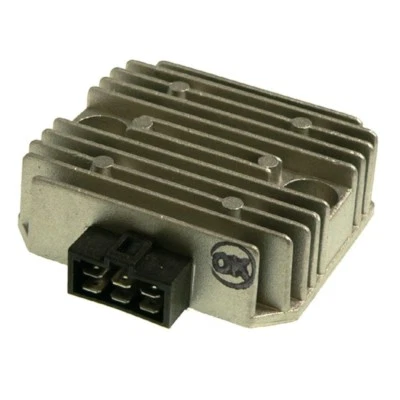 Voltage Regulator Rectifier Fits KAWASAKI EX250 NINJA 250R 2010 2011 2012  - Image 1 of 2