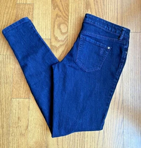 EUC Jessica Simpson Women's Skinny Jeans Size 26 Kiss Me Jegging Dark Blue Denim - Picture 1 of 6