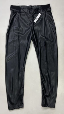 Pantalones de imitación de cuero Elie Tahri para mujer grandes negros $225 Foto 1 de 4