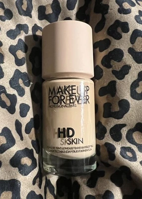 Make Up For Ever HD Skin Undetectable Longwear Foundation~ 2N26 - Image 1 of 4